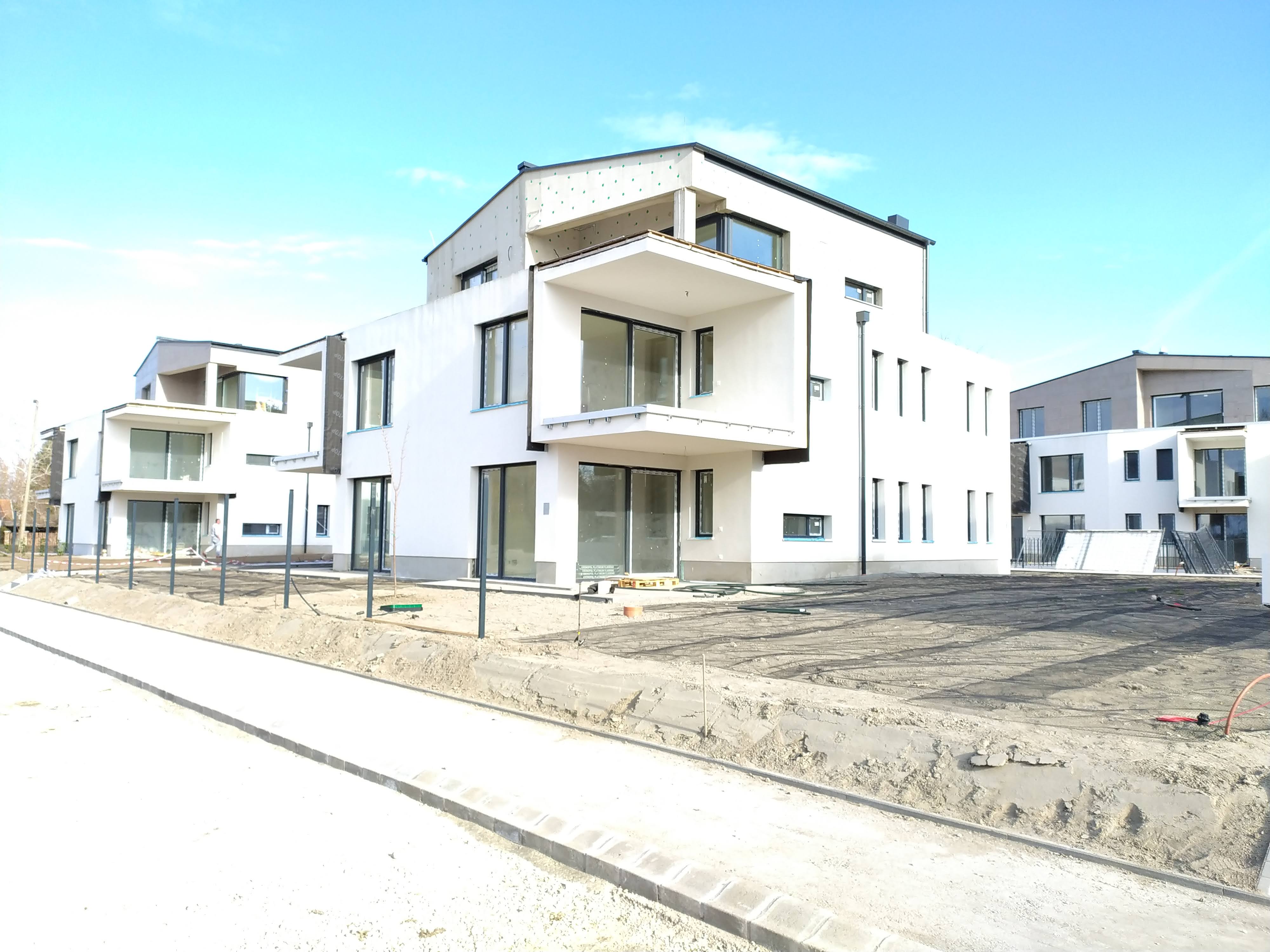 Villa Széplak, 32 lakásos lakóépület kép - Tarjányi Ákos építészmérnök